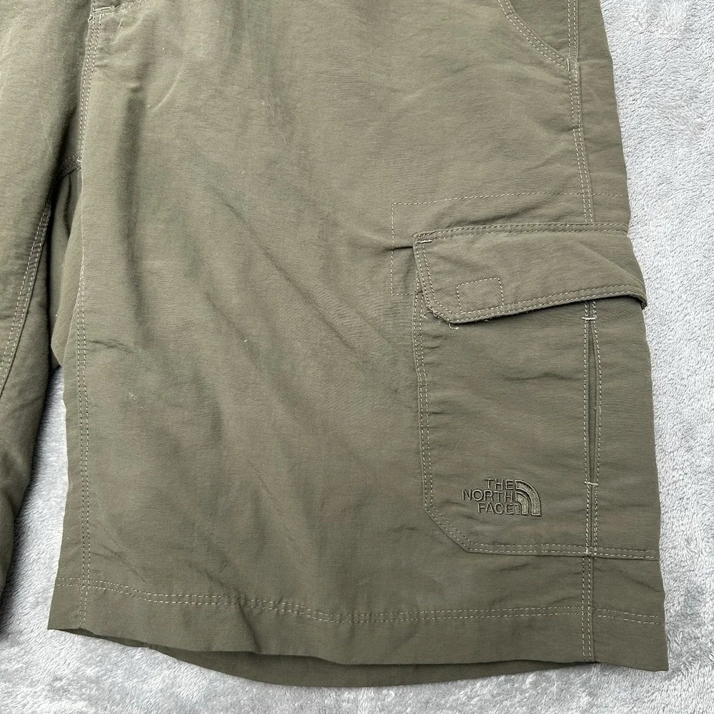 The North Face Mens Paramount Peak Nylon Cargo Shorts Mens Medium M Green Hiking